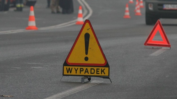 Pijana kobieta potrącona na DK55 – weekendowy raport malborskich służb mundurowych.