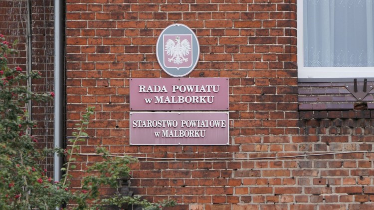 Malbork. W piątek sesja Rady Powiatu. Oglądaj na żywo.