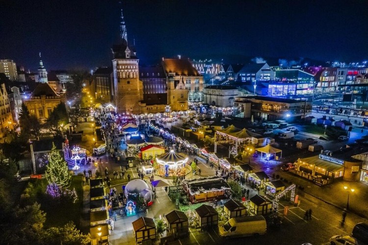 Gdańsk najpiękniejszym Jarmarkiem Bożonarodzeniowym w Europie? Rozpoczęło&#8230;