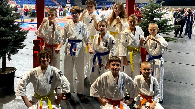 Kilkanaście medali Malborskiego Klubu Kyokushin Karate w turnieju IKO Kujawy CUP.