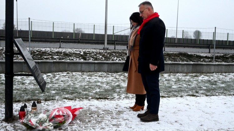 Nowy Dwór Gdański. Uroczystość upamiętnienia tragicznej śmierci&#8230;