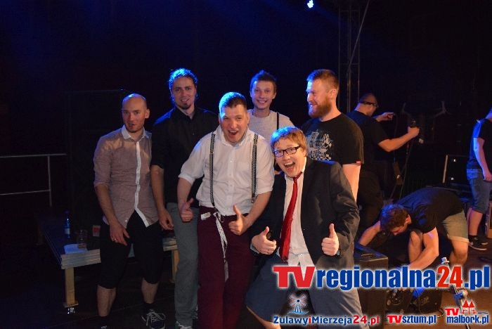 DNI ŻUŁAW. DZIEŃ PIERWSZY W RYTMACH REGGAE. ZESPÓŁ MAJESTIC I POKAZY&#8230;