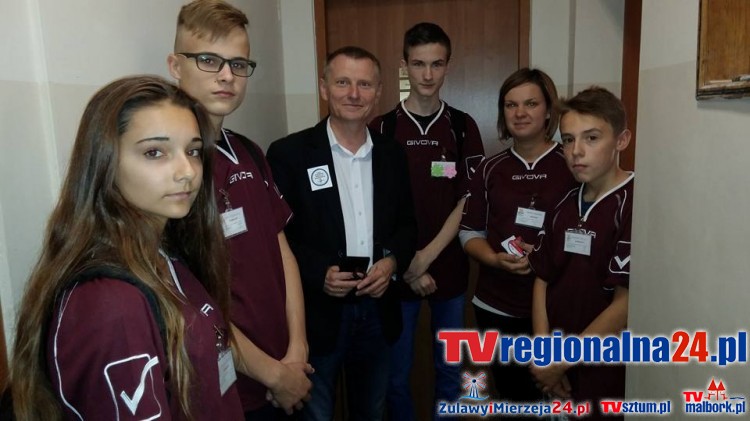 Światowy Dzień Tabliczki Mnożenia. Młodzież z Kmiecina odwiedziła&#8230;