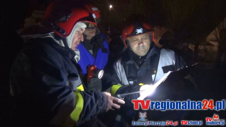 24 godzinne ćwiczenia strażaków w ruinach wsi Stare Babki - 3.12.2015&#8230;