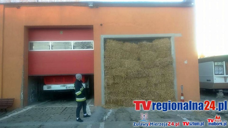 Nowa brama w Ochotniczej Straży Pożarnej Nowy Dwór Gdański - 29.12.2015