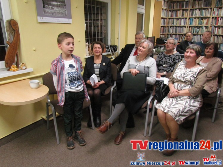 Stegna. Trzecie wspólne kolędowanie w bibliotece - 28.01.2016