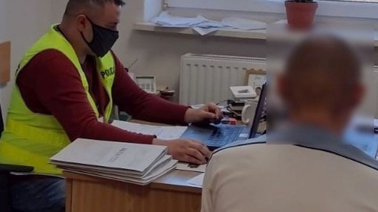 Malbork. Napadali i okradali starsze osoby.