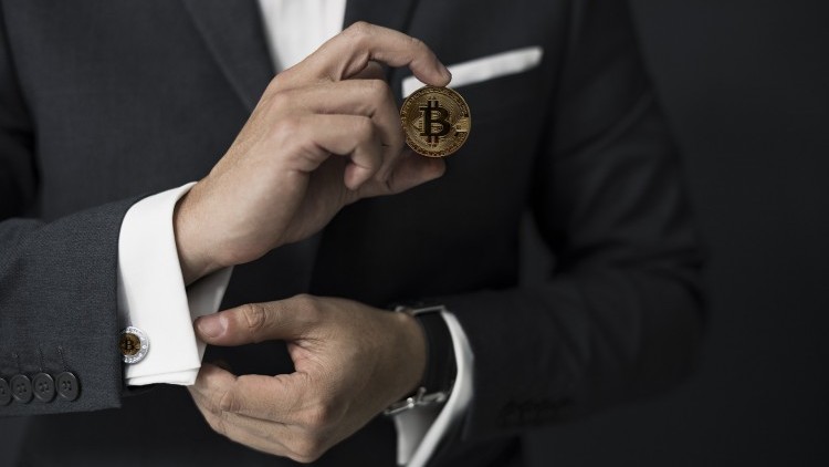 Elbląg. Chciał zainwestować w kryptowaluty i stracił 120 tys. zł.