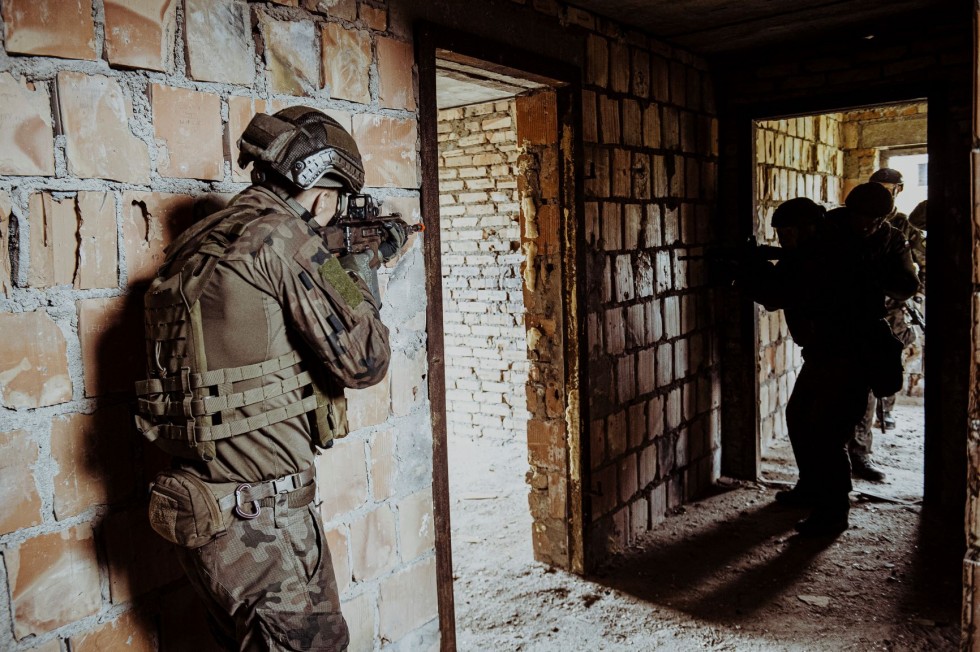 WOT. 300 terytorialsów przechodzi szkolenie poligonowe w lubuskim Wędrzynie.