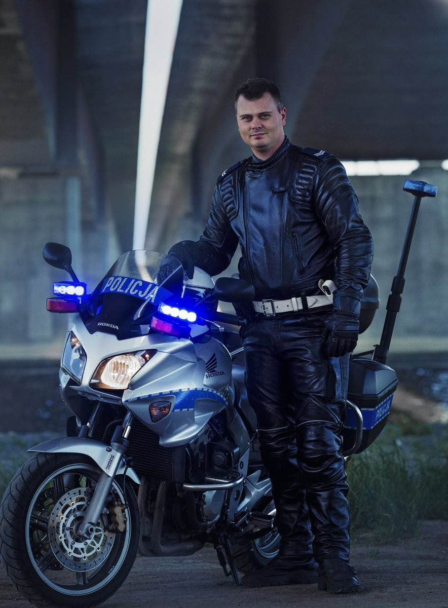 Nowy Dwór Gdański. Służba na motocyklu to nie tylko praca.