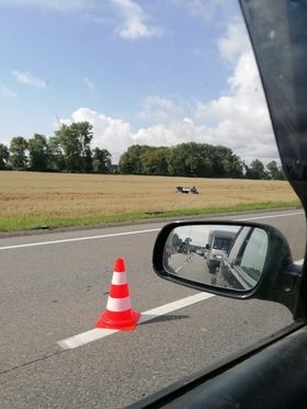 Kolizja dwóch osobówek na DK22 w Gnojewie – weekendowy raport malborskich służb mundurowych.