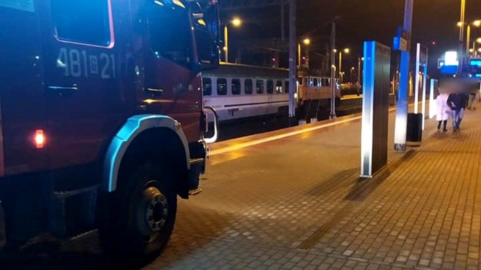 Pożar lokomotywy na stacji kolejowej – weekendowy raport malborskich służb mundurowych.