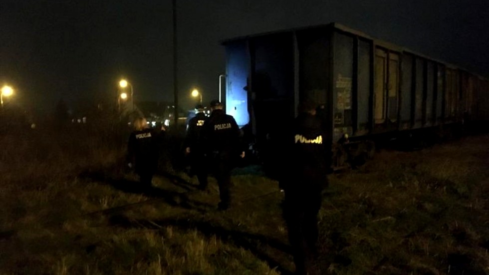 Malbork. Policjanci apelują - nie bądź obojętny na los bezdomnych.