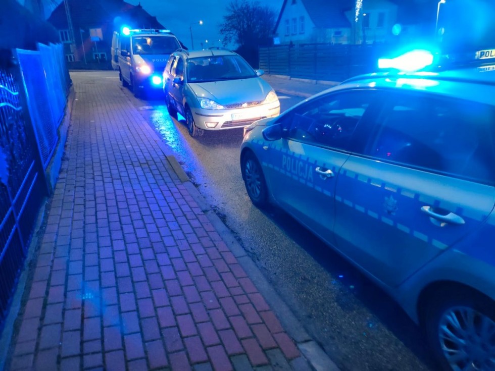 Sztum. Policyjny pościg za pijanym kierowcą.