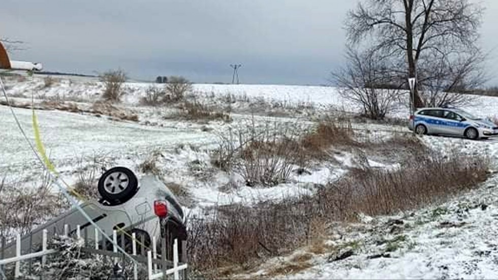 Straciła panowanie nad pojazdem i wpadła do rowu – raport sztumskich służb mundurowych.