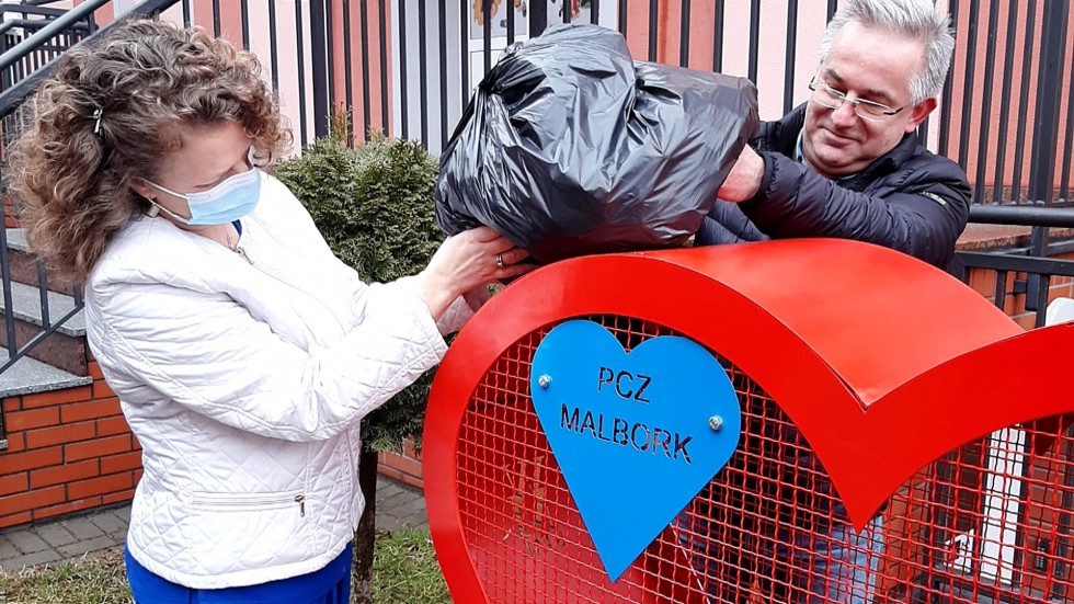 Malbork. Na terenie szpitala stanęło nakrętkowe serducho.