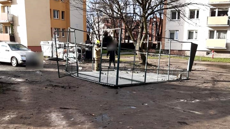 Malbork. Od wczoraj tylko kilka interwencji strażaków związanych z usuwaniem skutków silnego wiatru.