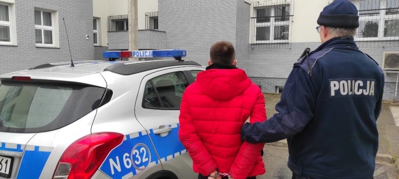 Dzierzgoń. Poszukiwany listem gończym nie uniknie odpowiedzialności karnej.