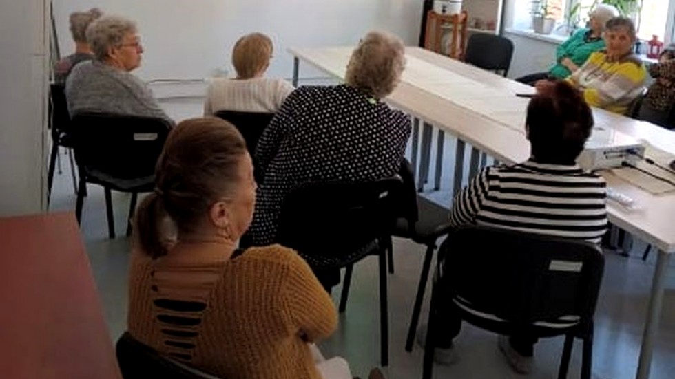 Malbork. Policyjne spotkania z seniorami.