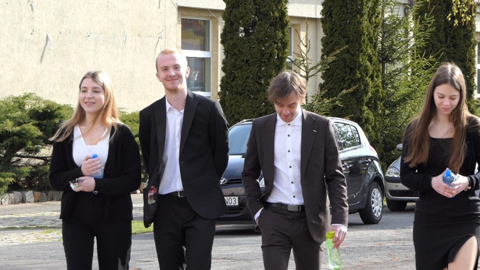 Malbork. Rozpoczął się maturalny maraton. Zobacz materiał wideo.