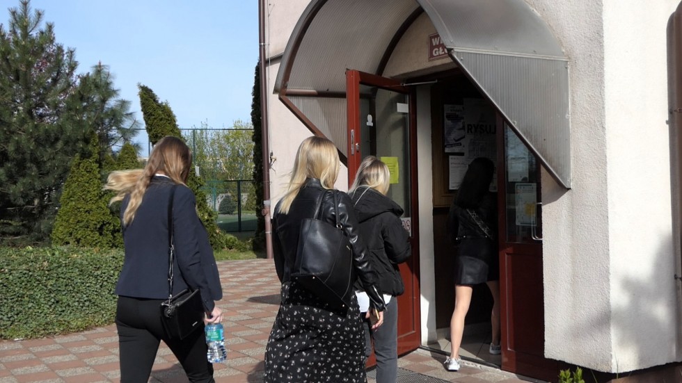 Malbork. Rozpoczął się maturalny maraton. Zobacz materiał wideo.