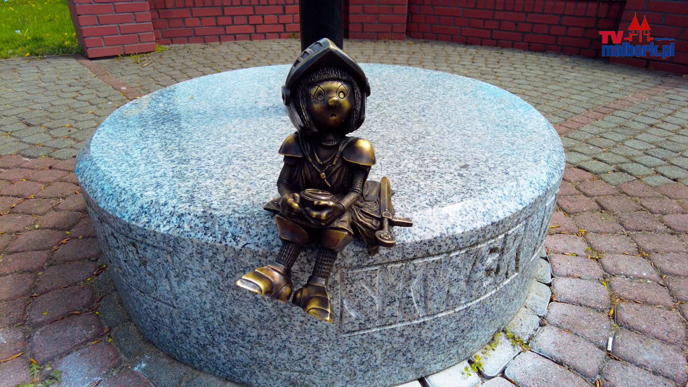 Nowy Marianek na Skwerze Miast Partnerskich w Malborku. Zobacz wideo.
