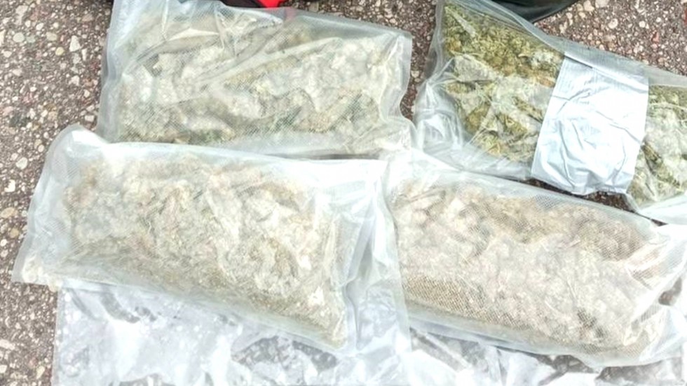 Malbork. W mieszkaniu ukrył kilogram narkotyków - grozi mu do 10 lat więzienia.