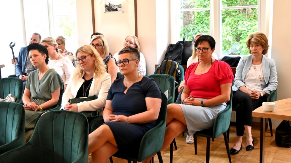 Nowy Dwór Gdański. Kryzys psychologiczny dzieci i młodzieży – jak eliminować zachowania suicydalne?