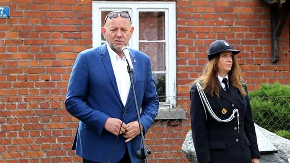 Nowy Targ. Związek Polaków w Niemczech - odsłonięcie tablicy pamiątkowej.