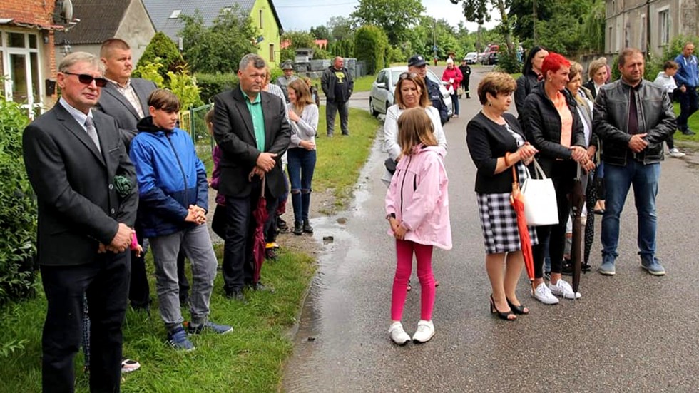 Nowy Targ. Związek Polaków w Niemczech - odsłonięcie tablicy pamiątkowej.