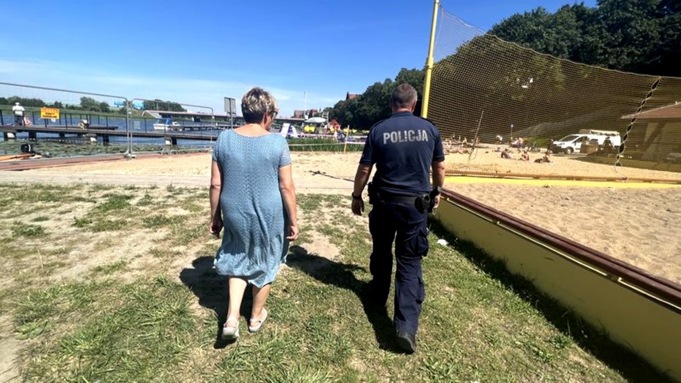 Malbork. Wspólne działania nad wodą służb mundurowych i sanepidu.