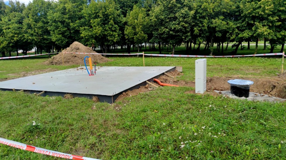 Malbork. Na Osiedlu Południe powstaje tężnia solankowa. Wideo i zdjęcia.