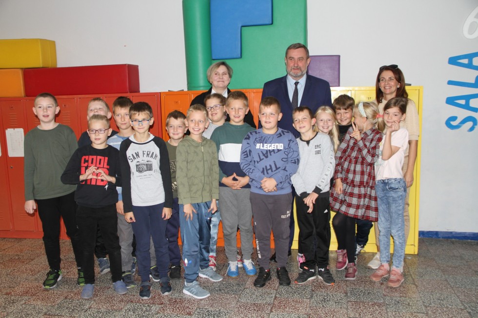 OMGSS. Sprzęt do nauki o klimacie trafi do 40 metropolitalnych szkół.