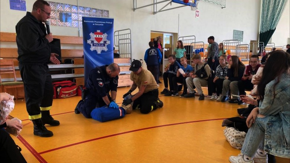 Dzierzgoń. Policjanci zabezpieczali  I Turniej Profilaktyczny Piłki Nożnej.