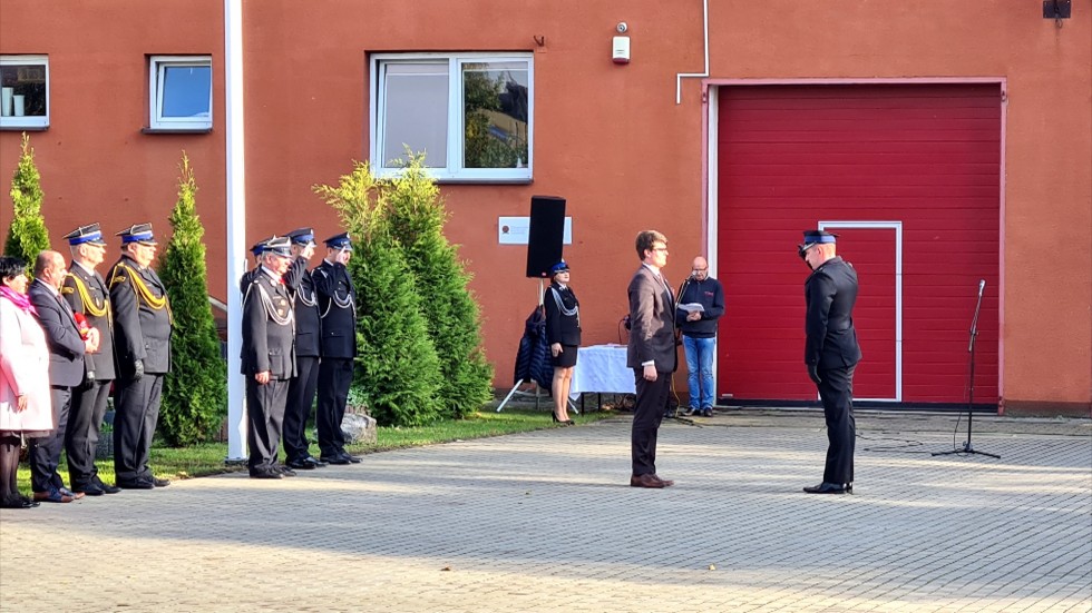 Stary Dzierzgoń. Strażacy-ochotnicy otrzymali samochód ratowniczo-gaśniczy.