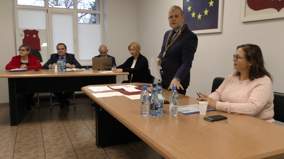 XXXVII nadzwyczajna sesja VIII kadencji Rady Gminy Malbork 22.11.2022