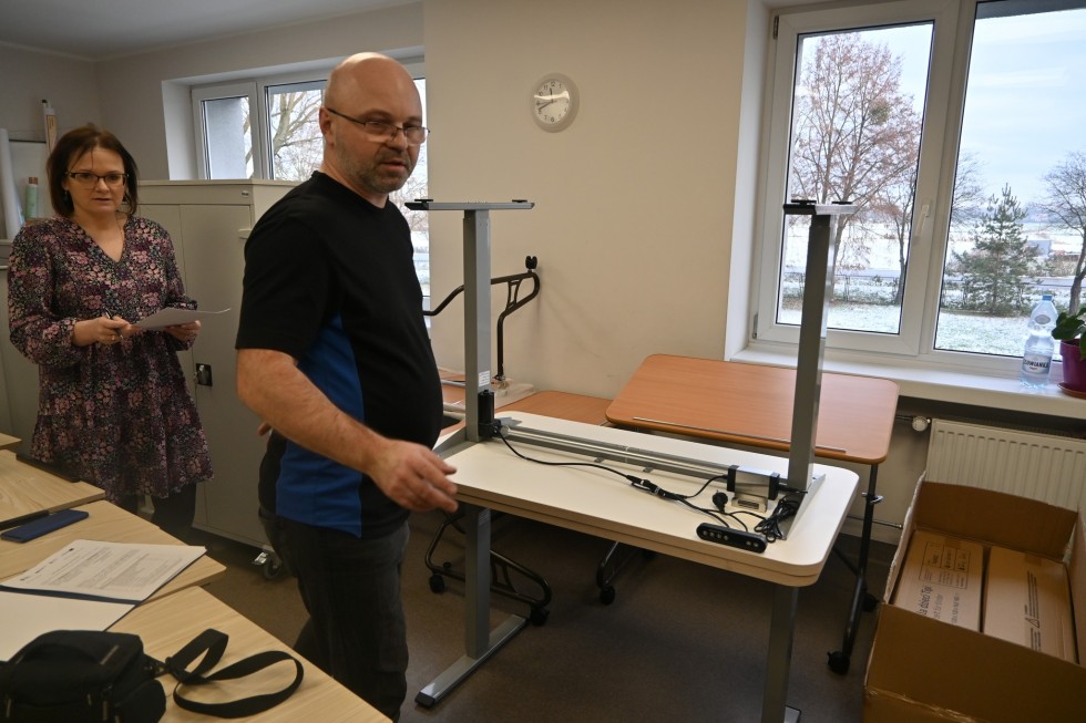 Nowy Dwór Gdański. Nowoczesne pomoce dydaktyczne i lepszy standard stołówki w SOSW.