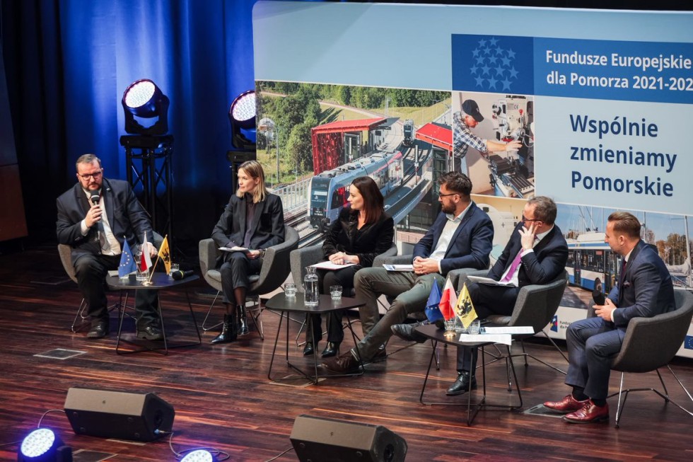 To ważny dzień dla Pomorza. Fundusze Europejskie dla naszego regionu zatwierdzone przez Komisję Europejską.