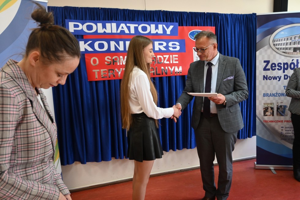 Nowy Dwór Gdański. Konkurs Wiedzy o Samorządzie Terytorialnym – znamy laureatów powiatowego etapu.