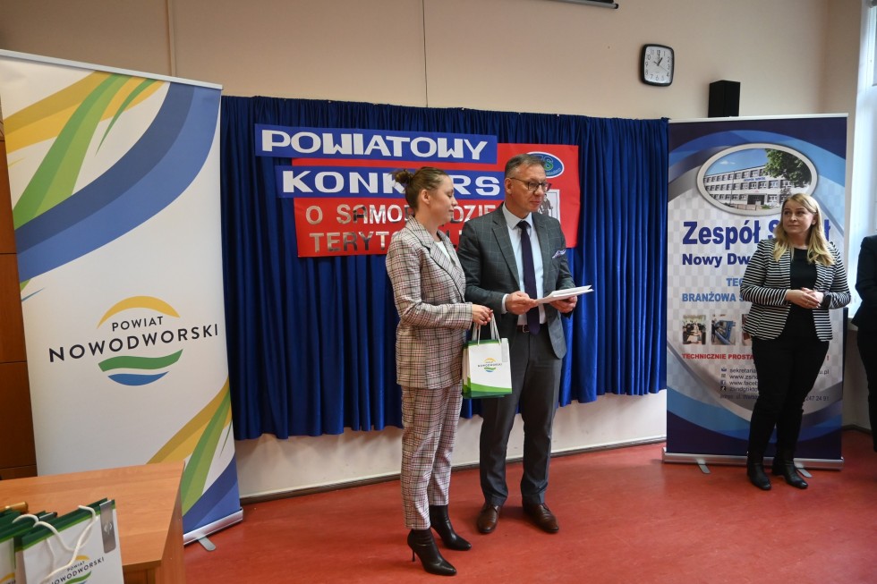 Nowy Dwór Gdański. Konkurs Wiedzy o Samorządzie Terytorialnym – znamy laureatów powiatowego etapu.