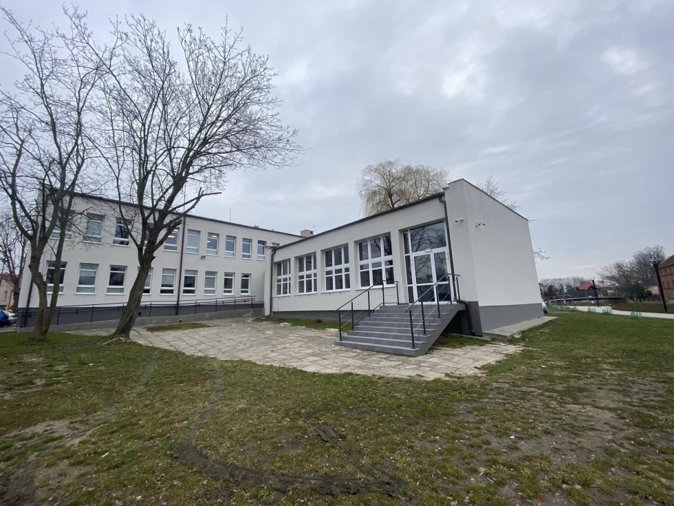 Nowy Dwór Gdański. Powstanie strefa rekreacyjna w obrębie Urzędu Miejskiego.