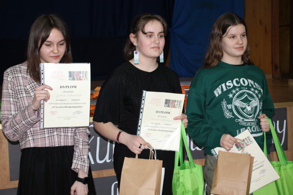 Powiat sztumski. Poznajcie laureatów konkursu wiedzy o zbrodni katyńskiej.