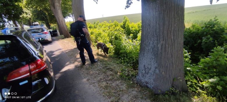 Powiat sztumski. Uciekali przed policją skradzionym samochodem.