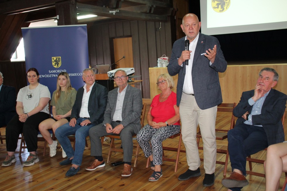 Powiat sztumski. Młodzież to nasza przyszłość - spotkanie z samorządowcami.
