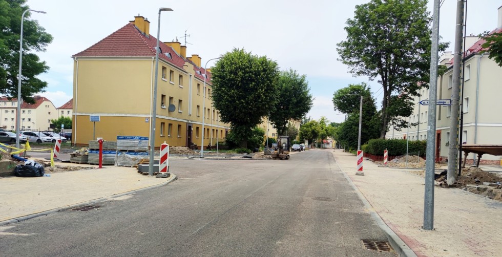 Przebudowa ul. Nowowiejskiego już na ukończeniu. Odbiór inwestycji został zmieniony. Zobacz przejazd - 18.06.2023