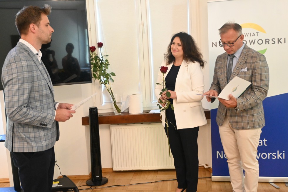 Nowy Dwór Gdański. Nauczyciele odebrali akty nadania stopnia awansu zawodowego.