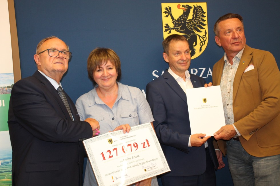 Powiat sztumski z dofinansowaniem na remonty dróg.