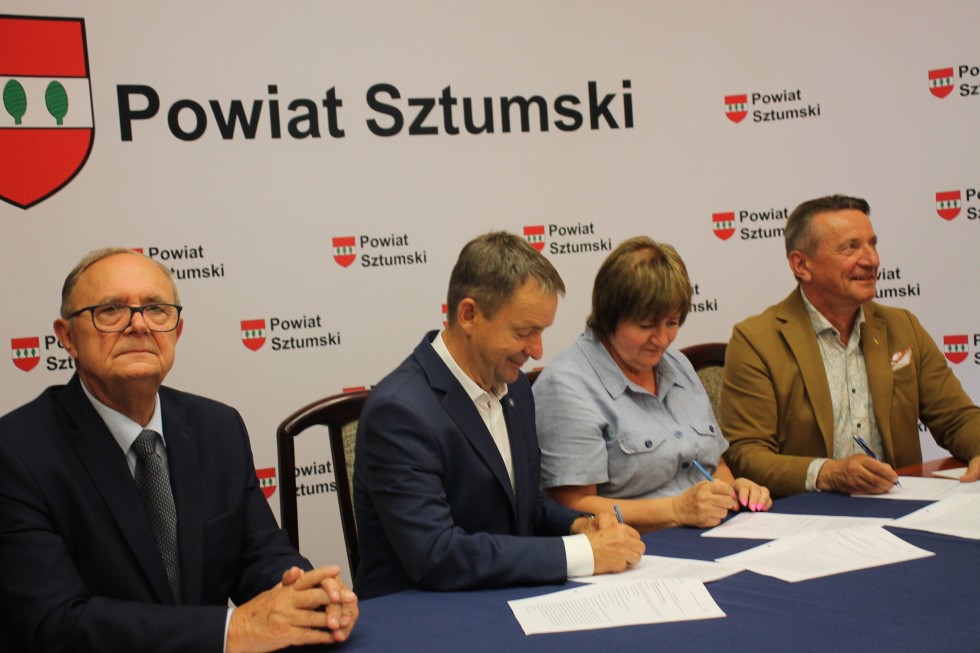 Powiat sztumski z dofinansowaniem na remonty dróg.