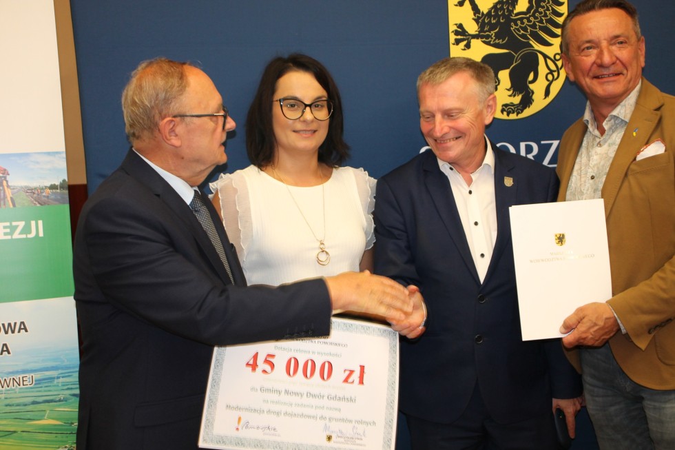 Powiat sztumski z dofinansowaniem na remonty dróg.