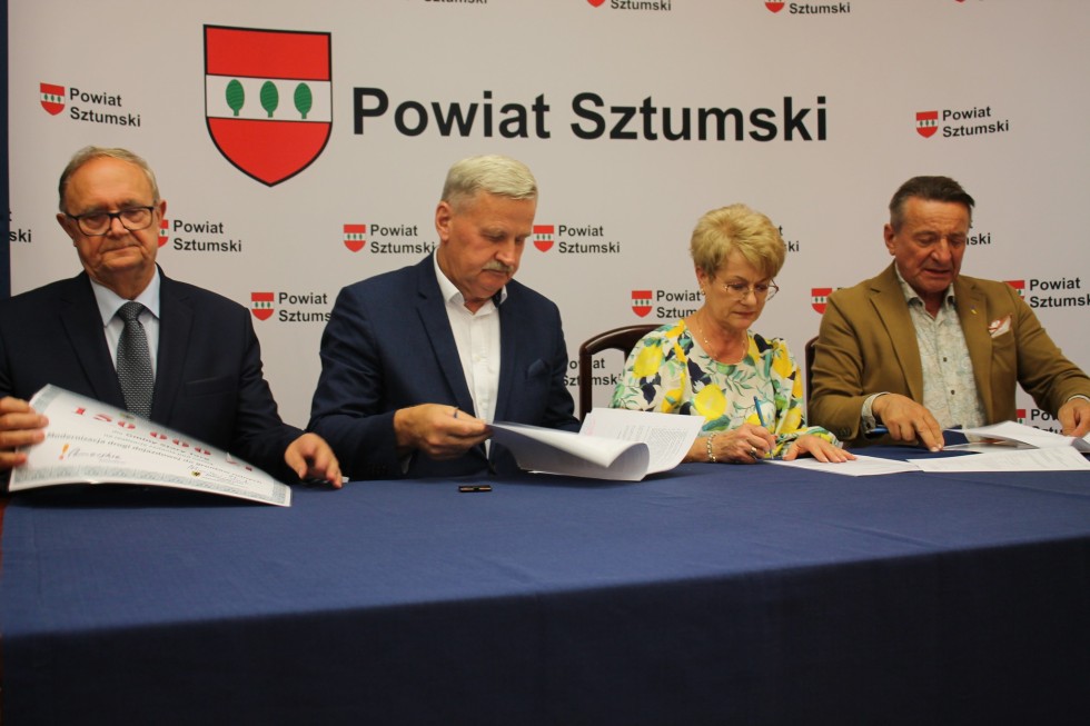 Powiat sztumski z dofinansowaniem na remonty dróg.